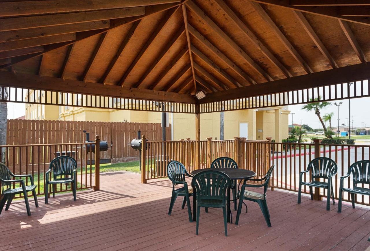 La Quinta By Wyndham Houston Channelview Cloverleaf Екстер'єр фото